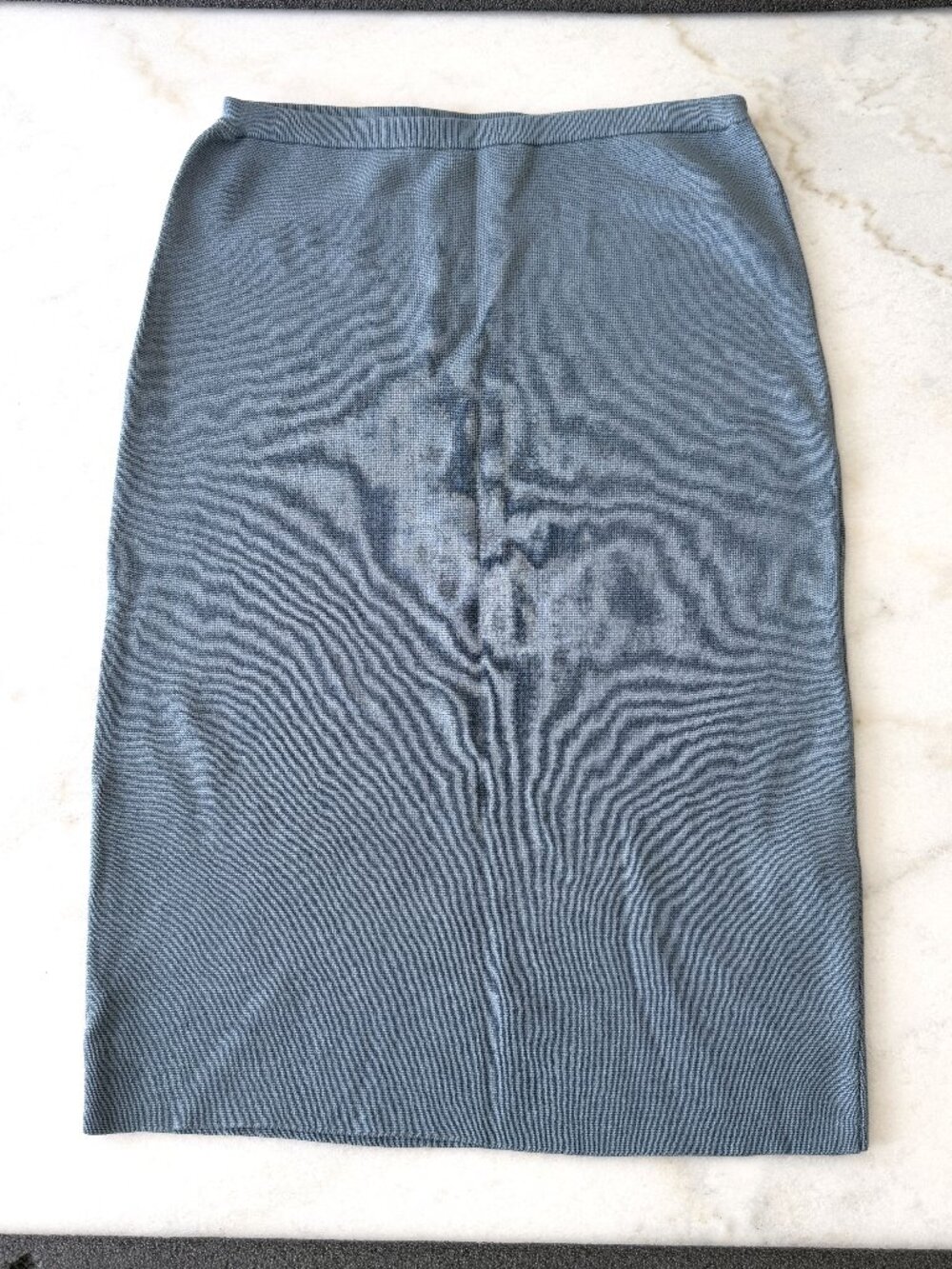 Eileen Fisher blue silk & organic cotton knit pull on pencil skirt / midi skirt